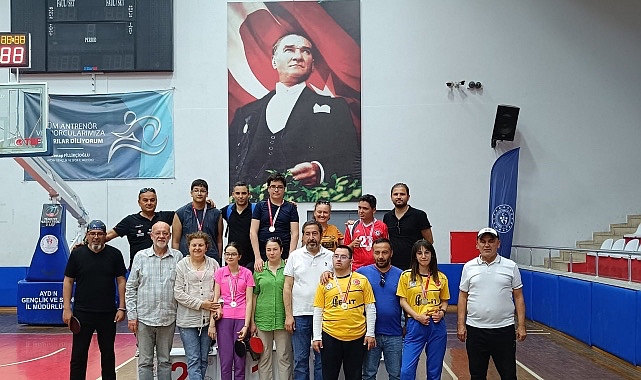 Aydın geneline yayılan altı otizm dayanak merkeziyle özel çocuklara ve gençlere takviye olan Aydın Büyükşehir Belediyesi’nin bu gayretleri meyvelerini vermeye devam ediyor