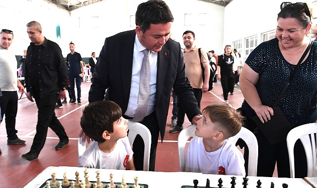 Satranç turnuvasında birinci atılım Lider Aydın’dan
