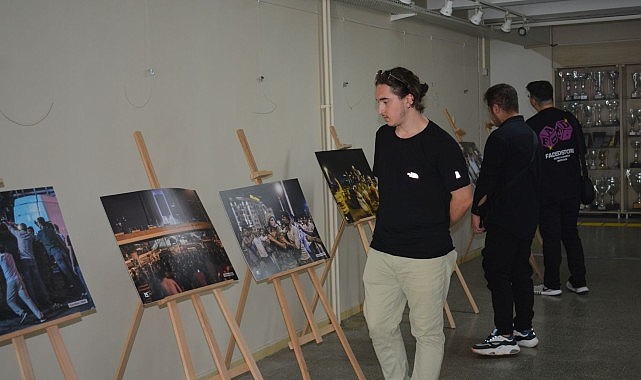Bu stantta 15 Temmuz demokrasi gayreti fotoğraflarla anlatılıyor