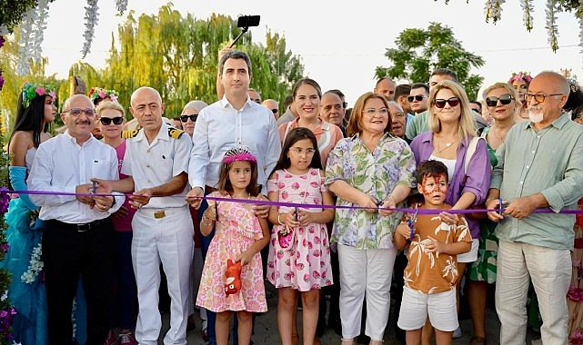 Didim Belediyesi tarafından bu yıl 4.sü düzenlenen Didim Lavanta Şenliği rengarenk imgelere sahne oldu