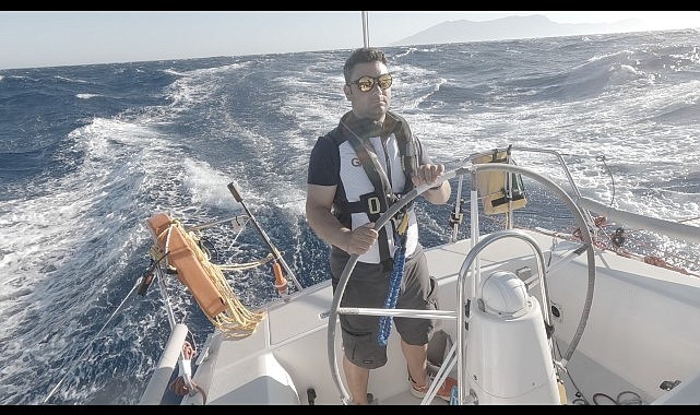 Hem rüzgâr hem dalgalarla çaba ederek birinci olan Orange Sailing ekibinin heyecanlı kıssası, çok yakında GAİN’de!