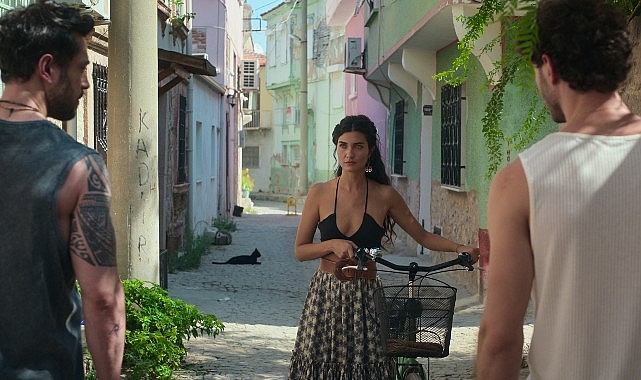 Netflix, Zeytin Ağacı’nın 2. Dönemi İçin Beklenen Frağmanı Paylaştı