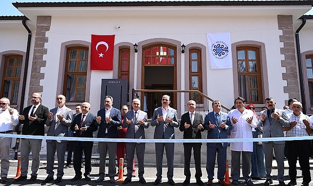 Selçuklu Belediyesi’nden Tarihe Bir Vefa Örneği Daha: Tarihi Hemşirelik Binası ‘Ayakta Fizik Tedavi ve Klasik Tamamlayıcı Tıp Merkezi’ Olarak Hizmete Açıldı