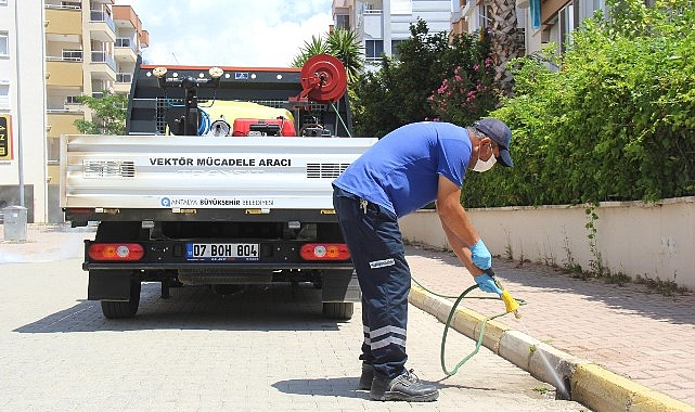 Büyükşehir vektörle uğraş çalışmasını aralıksız sürdürüyor