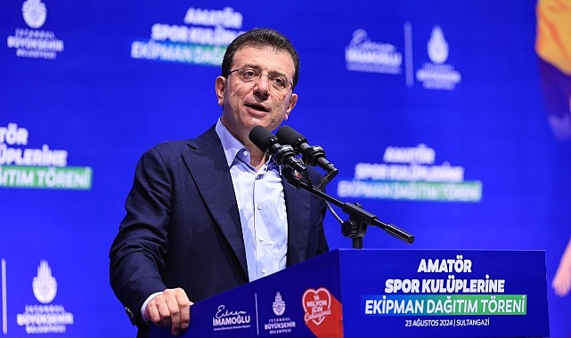 İBB Başkanı Ekrem İmamoğlu, 20 branşta faaliyet gösteren, toplam 1350 amatör spor kulübüne, 61 milyon TL kıymetinde ekipman dağıtımını başlattı
