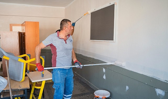 Balçova Belediyesi’nden okullarda paklık ve bakım atılımı