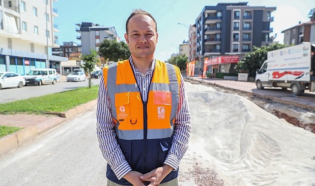 Döşemealtı Yeniköy’de eskiyen içme suyu çizgisi yenileniyor