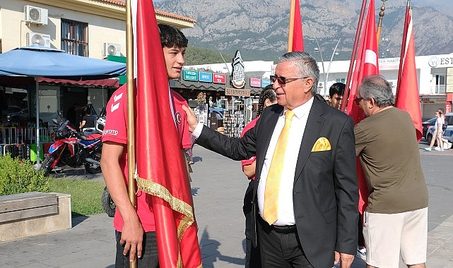 Gaziler düzenlenen merasimle anıldı