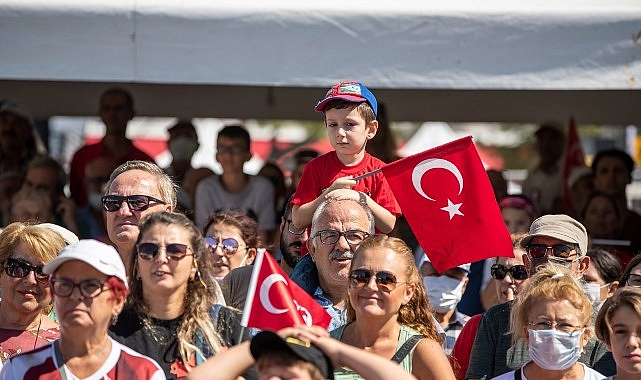 İzmir Marşı 9 Eylül gururuna yükselecek