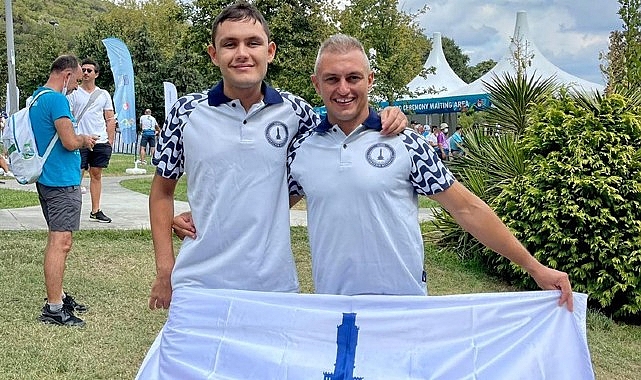 Manş Denizi’ni geçen birinci Türk otizmli yüzücü olacak İzmirli Tuna gözünü Manş’a dikti