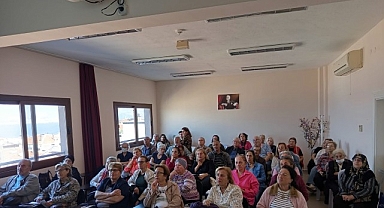 Konak’ın İleri Yaş Merkezi’nde seminerler devam ediyor